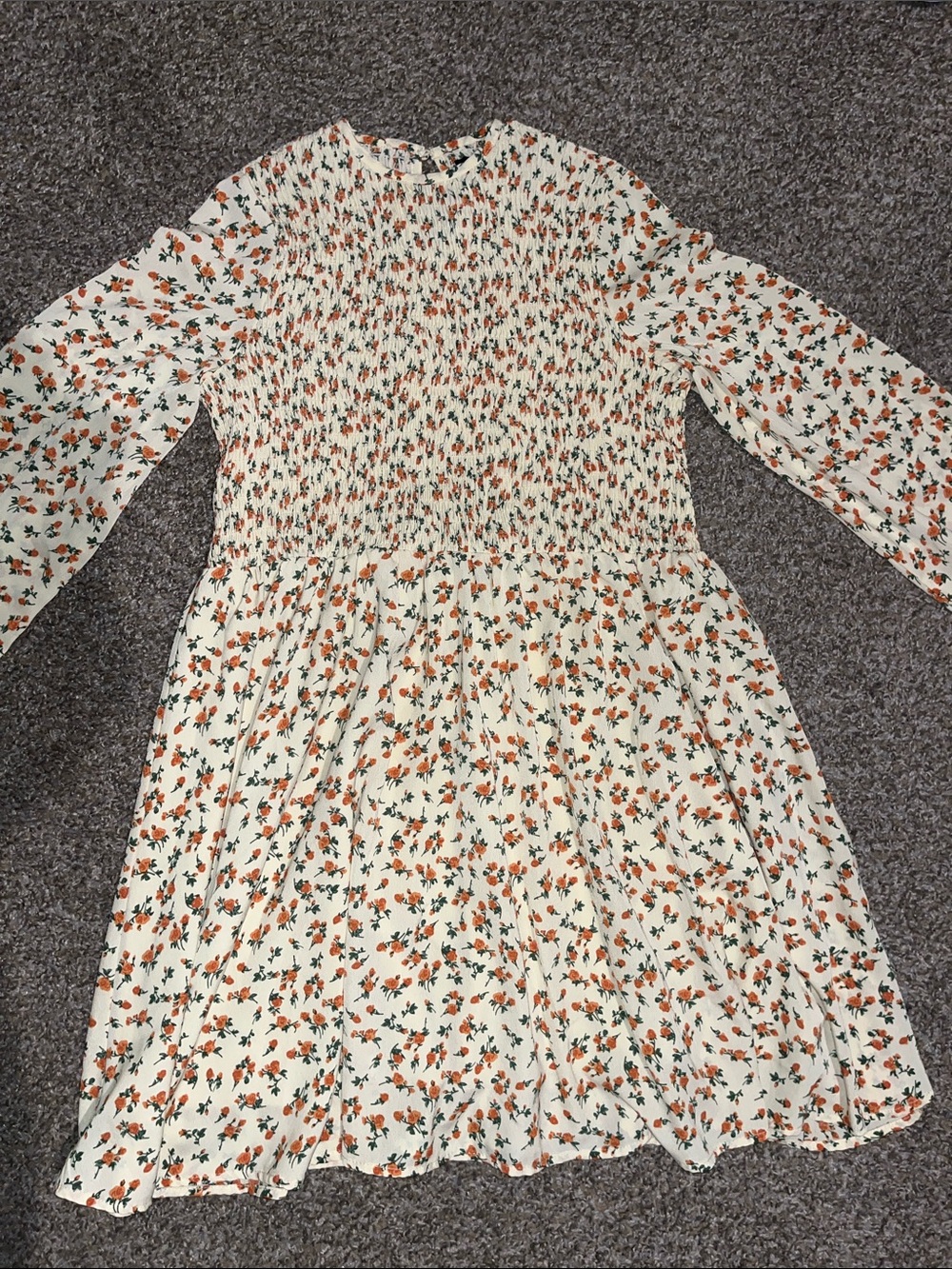 DAISY STREET URBAN OUTFITTERS Cream Floral Smocked Mini Dress with Orange Bloom
